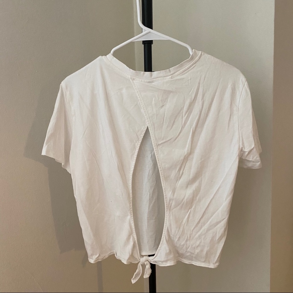 H&M Divided Basic White Back-tie T-shirt